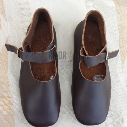 Latchet Shoe with Strap and Buckle
