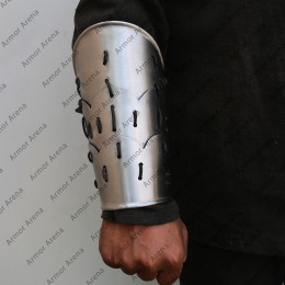 Lamellar Bracers