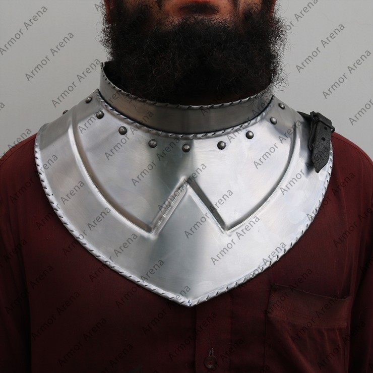 Medieval King Gorget