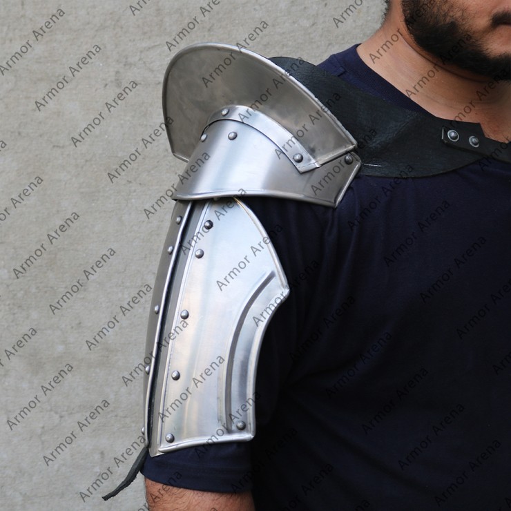 Medieval Singal Pauldron